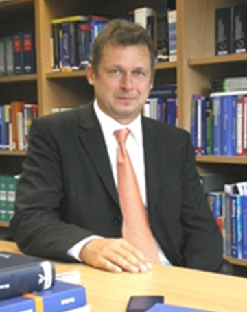 VWA Wiesbaden Dozent Dr. Stefan Rammert